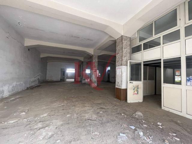 Locale Commerciale in affitto a Militi, Barcellona Pozzo Di Gotto