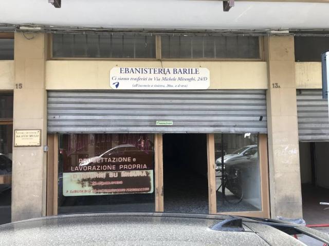 Locale Commerciale in affitto a Municipio 1, Puglia