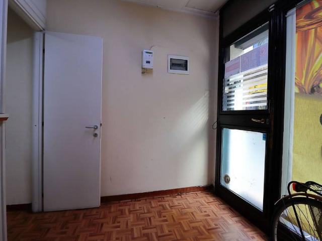 Locale Commerciale in affitto a Municipio 4, Puglia