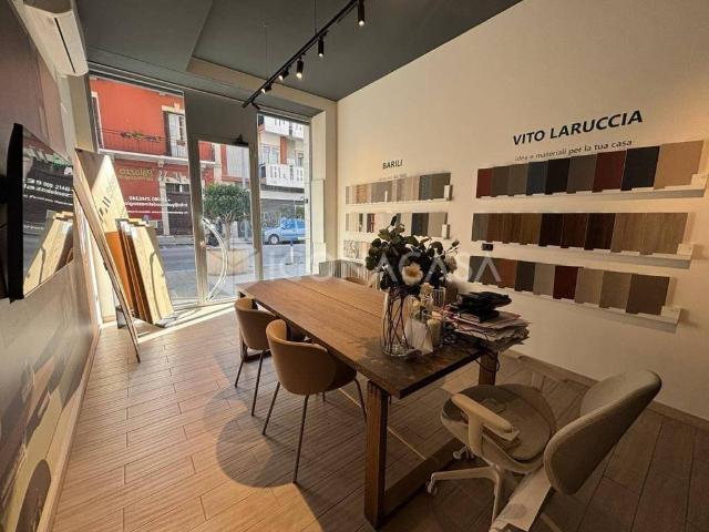 Locale Commerciale in affitto a Puglia, Bari
