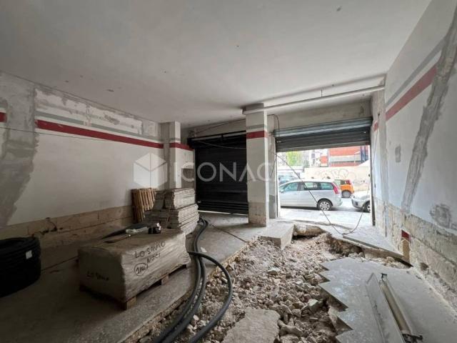 Locale Commerciale in affitto a Municipio 1, Puglia