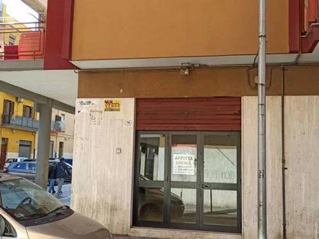 Locale Commerciale in affitto a San Giacomo Settefrati, Puglia