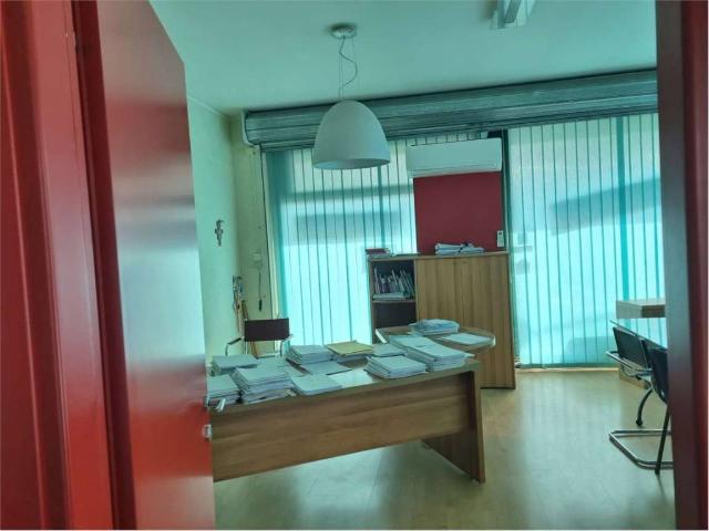 Locale Commerciale in affitto a San Lorenzo, Bastia Umbra