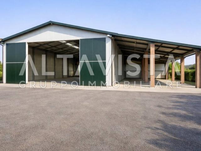 Locale Commerciale in affitto a Bedizzole, Lombardia