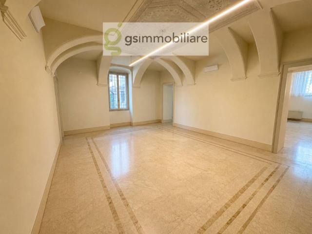 Locale Commerciale in affitto a Bedizzole, Lombardia