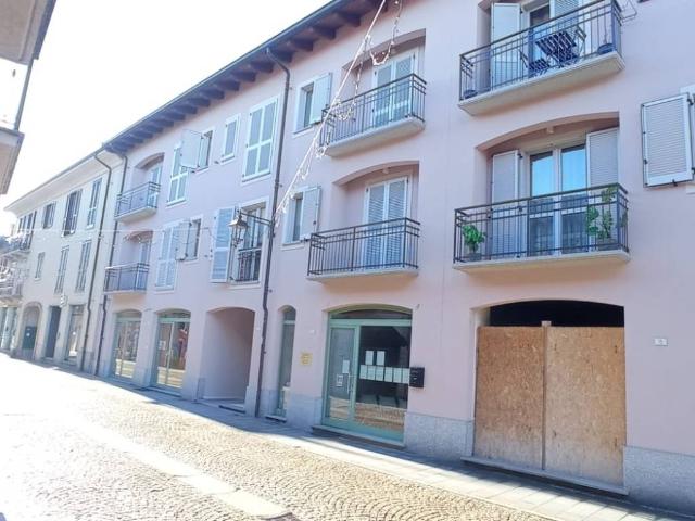 Locale Commerciale in affitto a Piemonte, Cuneo