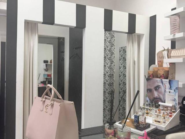 Locale Commerciale in affitto a Bellizzi, Campania