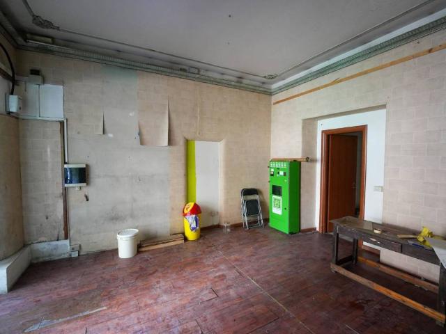 Locale Commerciale in affitto a Borrello, Belpasso