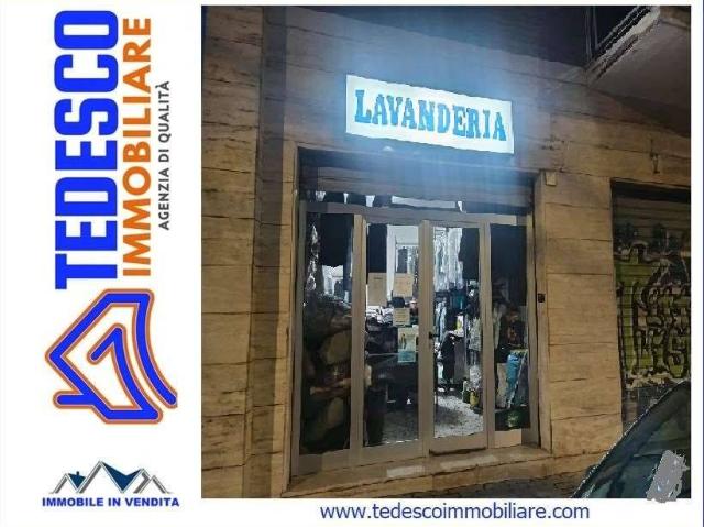 Locale Commerciale in affitto a Ponticelli, Benevento