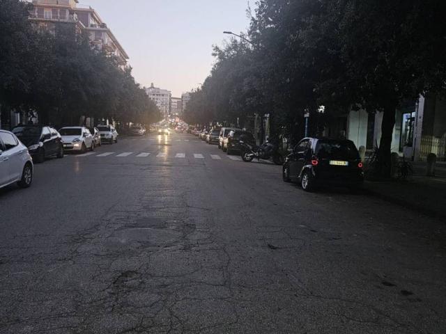 Locale Commerciale in affitto a Benevento, Campania