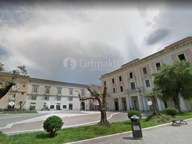 Locale Commerciale in affitto a Ponticelli, Benevento