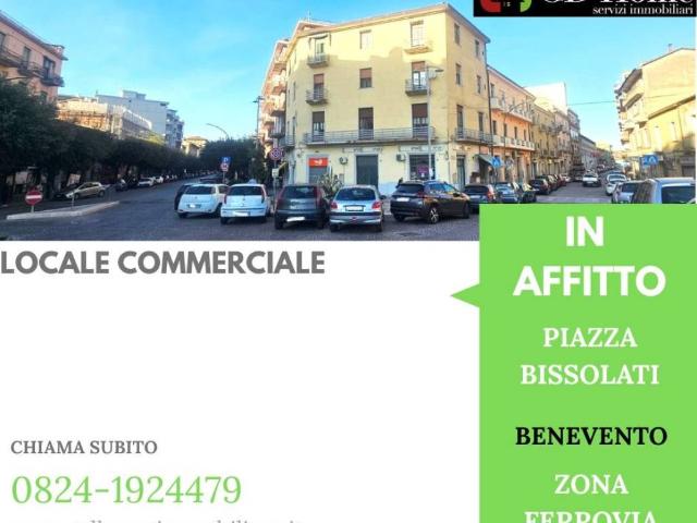 Locale Commerciale in affitto a Benevento, Campania