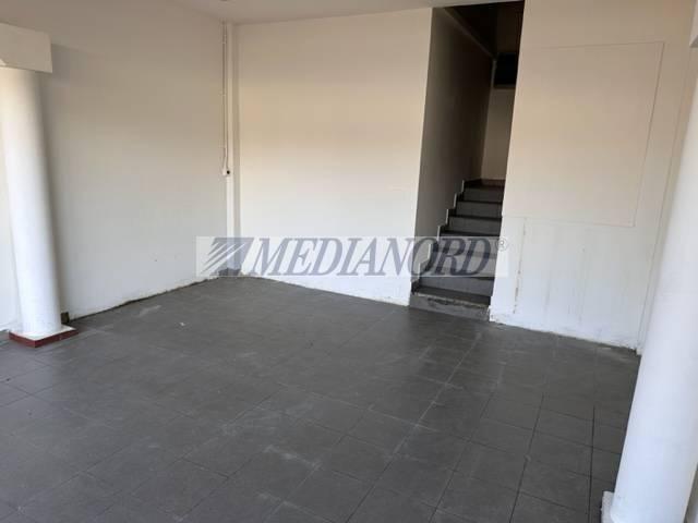 Locale Commerciale in affitto a Bergamo, Lombardia