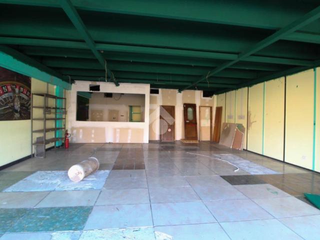 Locale Commerciale in affitto a Bernareggio, Lombardia