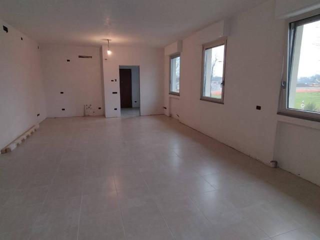 Locale Commerciale in affitto a Biassono, Lombardia