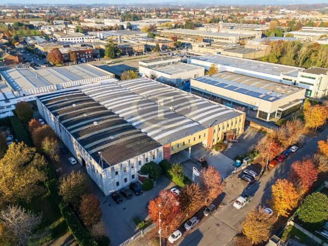 Locale Commerciale in affitto a Biassono, Lombardia