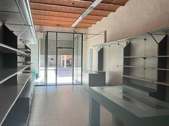 Locale Commerciale in affitto a Casamicciola, Bibbiena
