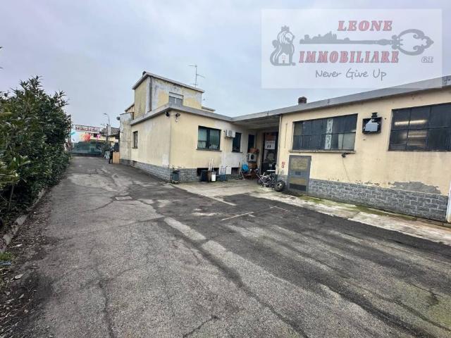 Locale Commerciale in affitto a Unione dei Comuni I Fontanili, Binasco