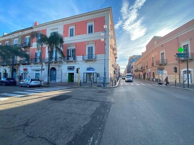 Locale Commerciale in affitto a Puglia, Barletta-andria-trani