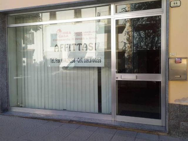 Locale Commerciale in affitto a Piemonte, Alessandria