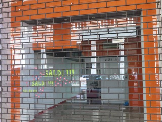 Locale Commerciale in affitto a Porto-Saragozza, Bologna