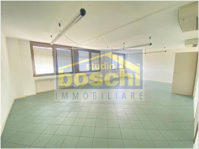 Locale Commerciale in affitto a Dozza, Bologna