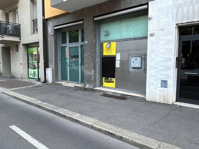 Locale Commerciale in affitto a Porto-Saragozza, Bologna