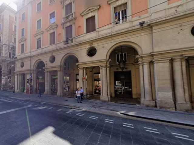 Locale Commerciale in affitto a Porto-Saragozza, Bologna