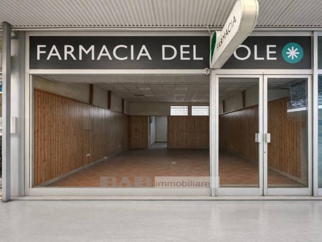 Locale Commerciale in affitto a San Nicolò di Villola, Bologna