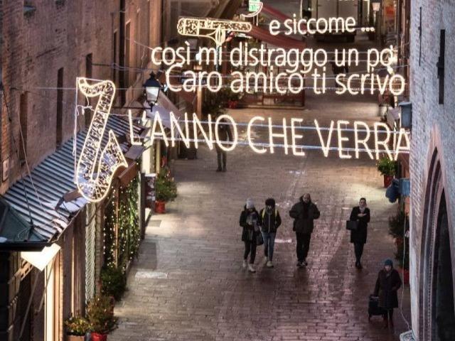 Locale Commerciale in affitto a Porto-Saragozza, Bologna