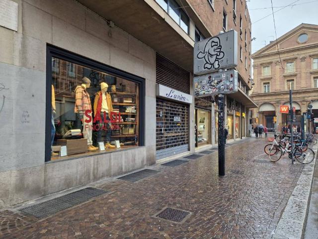 Locale Commerciale in affitto a Porto-Saragozza, Bologna
