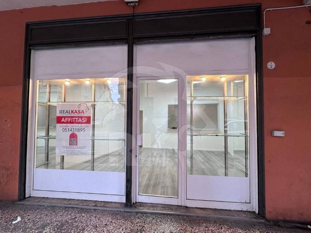 Locale Commerciale in affitto a Porto-Saragozza, Bologna