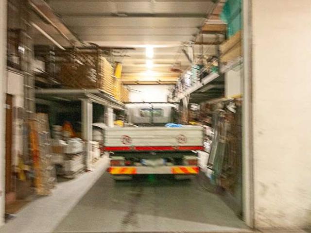 Locale Commerciale in affitto a Oltrisarco-Aslago - Oberau-Haslach, Bolzano - Bozen