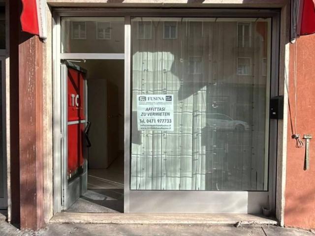 Locale Commerciale in affitto a Gries-San Quirino - Gries-Quirein, Bolzano - Bozen