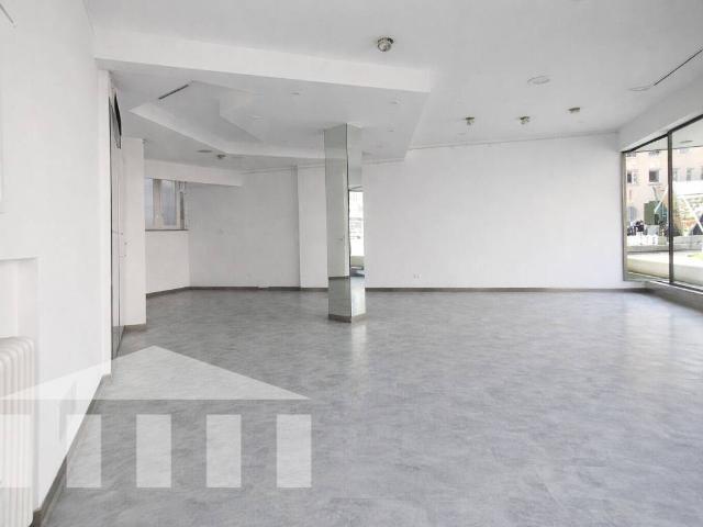 Locale Commerciale in affitto a Rentsch - Rencio, Bolzano - Bozen