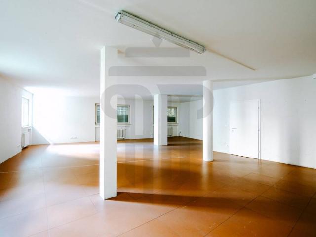 Locale Commerciale in affitto a Gries-San Quirino - Gries-Quirein, Bolzano - Bozen