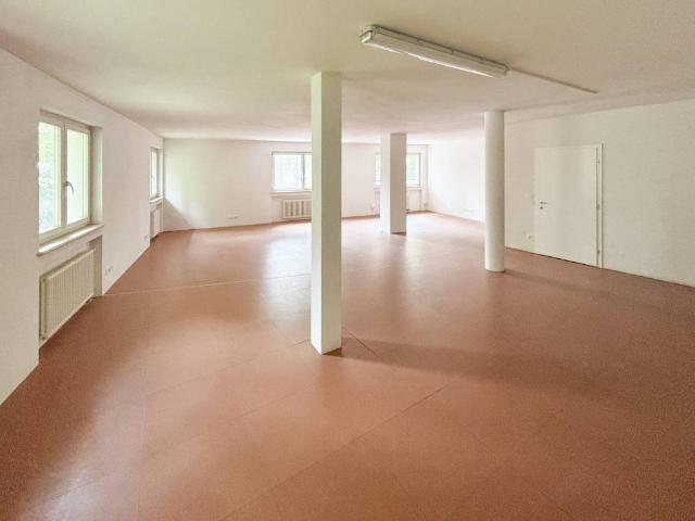 Locale Commerciale in affitto a Gries-San Quirino - Gries-Quirein, Bolzano - Bozen