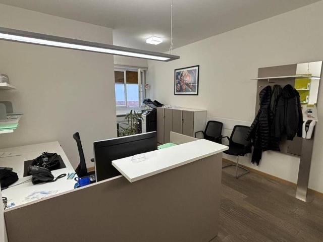 Locale Commerciale in affitto a Gries-San Quirino - Gries-Quirein, Bolzano - Bozen