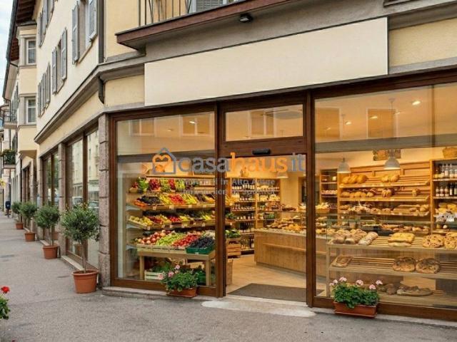 Locale Commerciale in affitto a Europa-Novacella - Europa-Neustift, Bolzano - Bozen