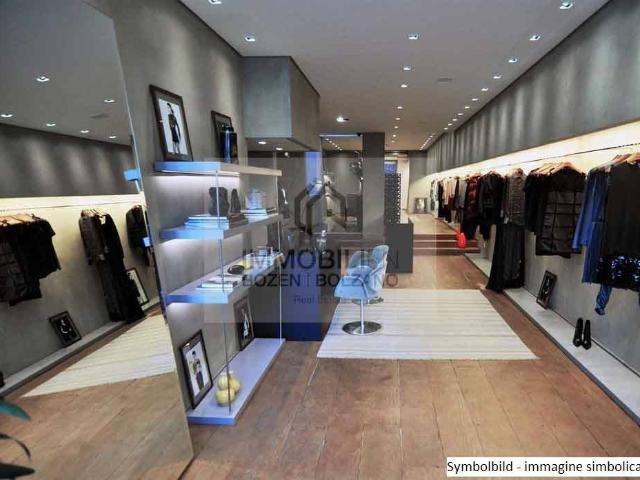 Locale Commerciale in affitto a Gries-San Quirino - Gries-Quirein, Bolzano - Bozen