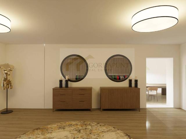 Locale Commerciale in affitto a Rentsch - Rencio, Bolzano - Bozen