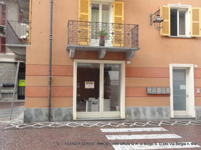 Locale Commerciale in affitto a Piemonte, Cuneo