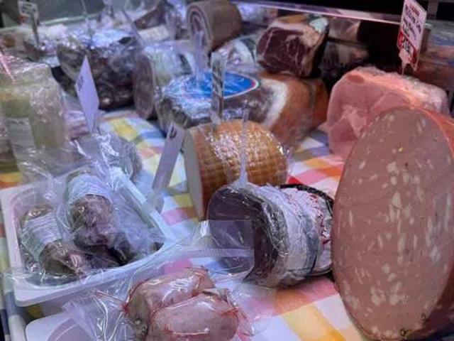 Locale Commerciale in affitto a Piemonte, Cuneo
