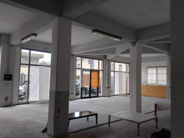 Locale Commerciale in affitto a Borgo San Lorenzo, Toscana