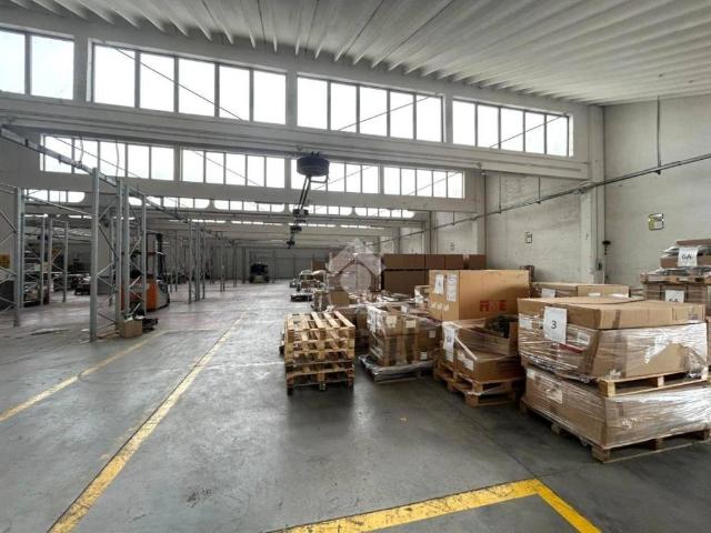 Locale Commerciale in affitto a San Michele delle Badesse, Borgoricco