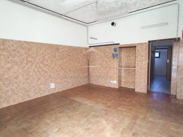 Locale Commerciale in affitto a Cellio con Breia, Piemonte