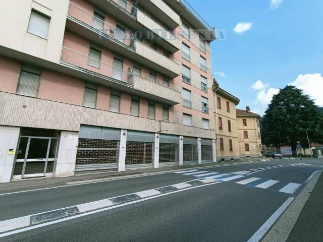 Locale Commerciale in affitto a Cellio con Breia, Piemonte