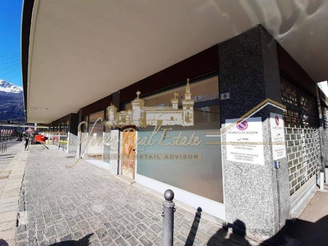 Locale Commerciale in affitto a Comunità montana Alta Valtellina, Bormio