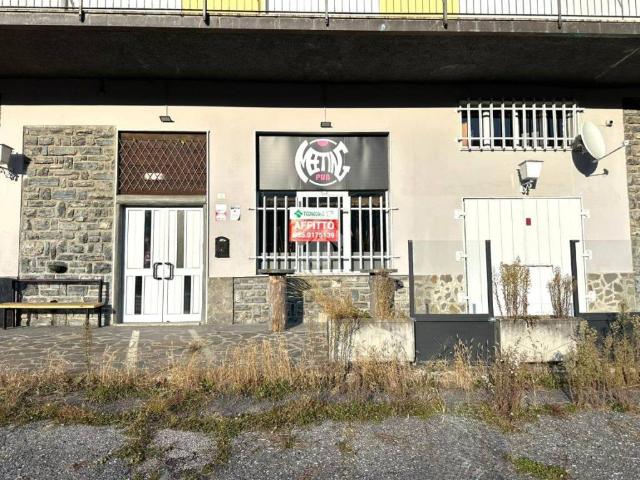 Locale Commerciale in affitto a Comunità montana della valle Camonica, Borno