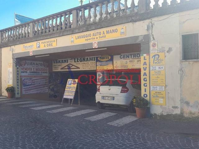 Locale Commerciale in affitto a Roma Capitale, Lazio